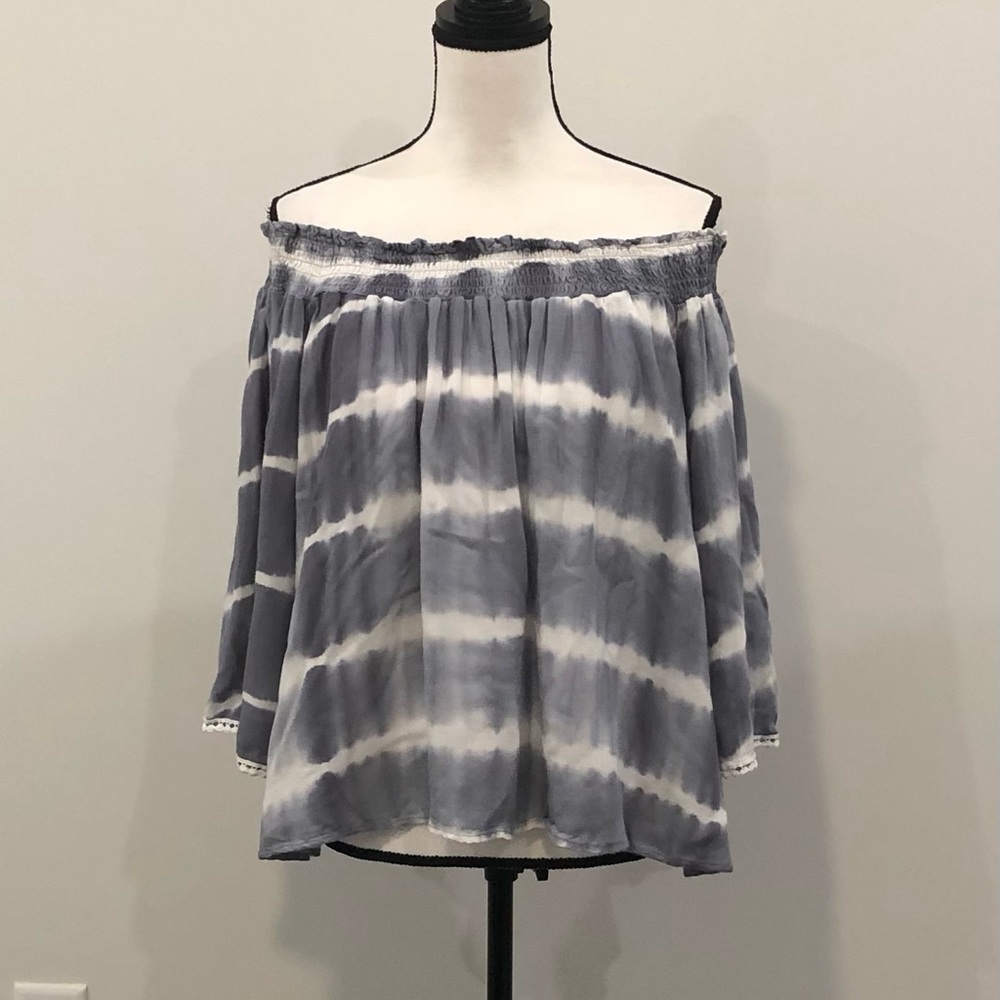Sucrefas Off Shoulder Top
